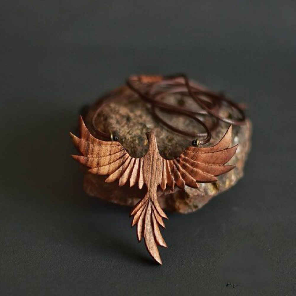 Holz-Halskette Handgefertigt mit Künstlerischem Stil Phoenix