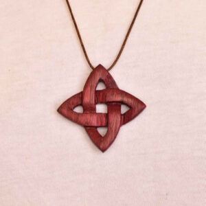 Graviertes Holz-Pendant Handgefertigt mit Künstlerischem Stil Stern