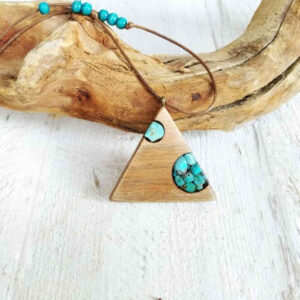 Holz-Pendant Halskette mit Türkis Künstlerischem Stil Dreieck