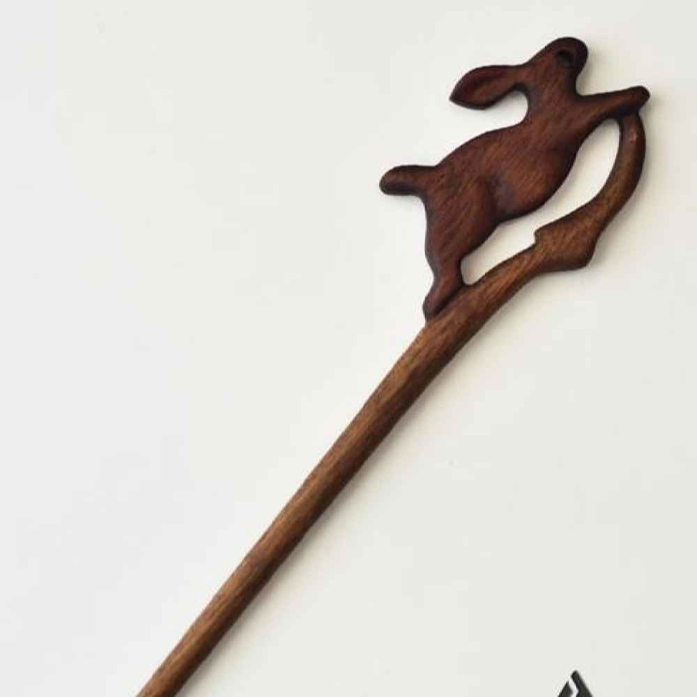 Holz-Haarnadel Handgefertigt Matter Kaninchen-Design Große Größe