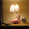 Originelle Tischlampe – handgefertigter pinker Flamingo