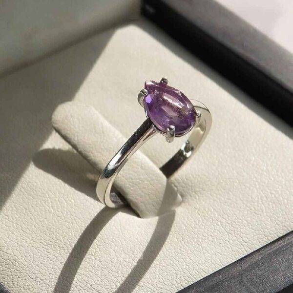 Lila Amethyst Silberring für Damen Zarif