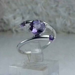 Lila Amethyst Silberring für Damen Asli