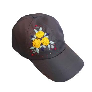 Damen Graue Bestickte Kappe – Modell Raya