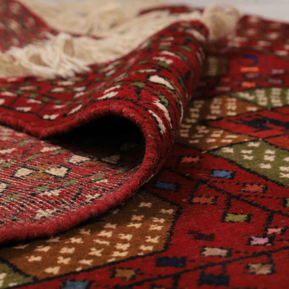 Persischer Teppich handgeknüpft Modell Esfandiar