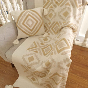 Weiche & leichte Strickdecke für Sofa & Bett Modell Ramina