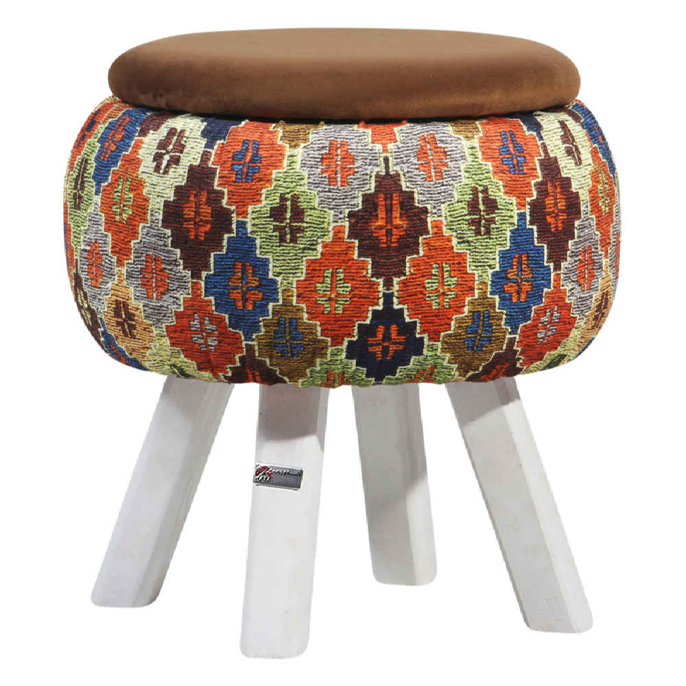 Runder Samt-Hocker mit Holzbeinen, inspiriert von persischer Kunst, Braun Mahta