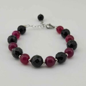 Perlenarmband für Damen – Schwarze und violette Delroba-Steine