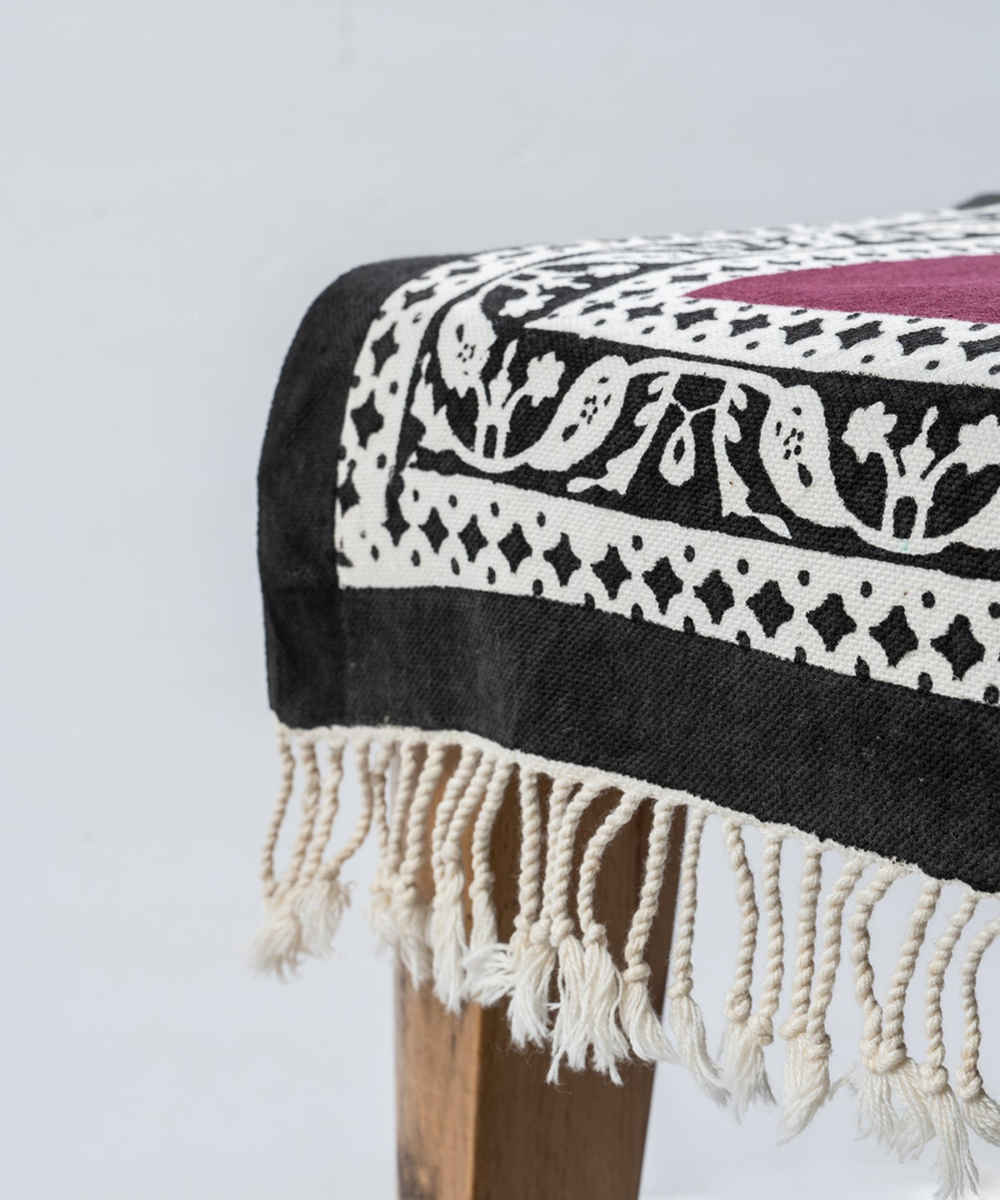 Handgefertigter Leinen Blockdruck Tischläufer Aghigh