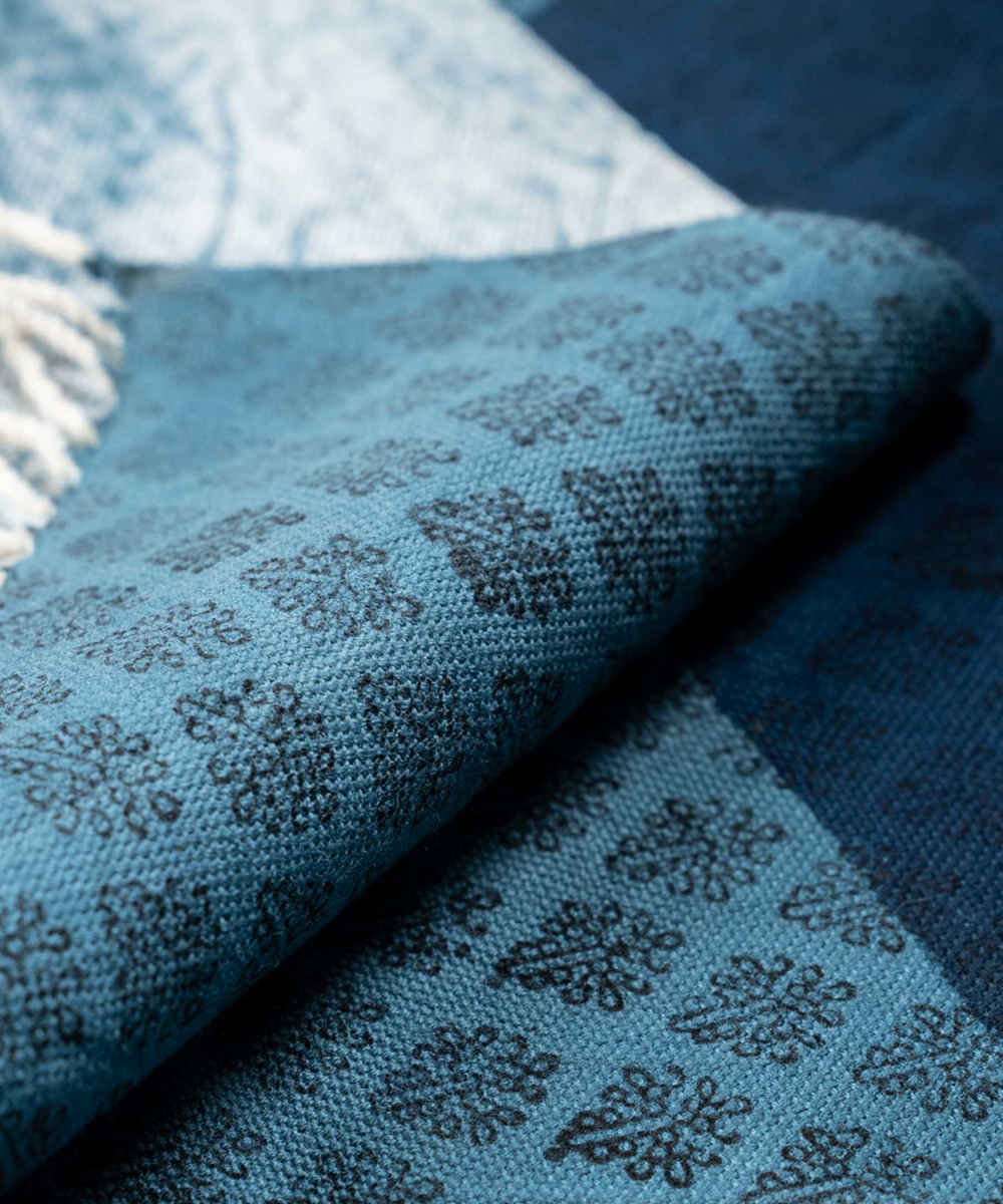 Handgefertigter Leinen Blockdruck Tischläufer Keshtzaar