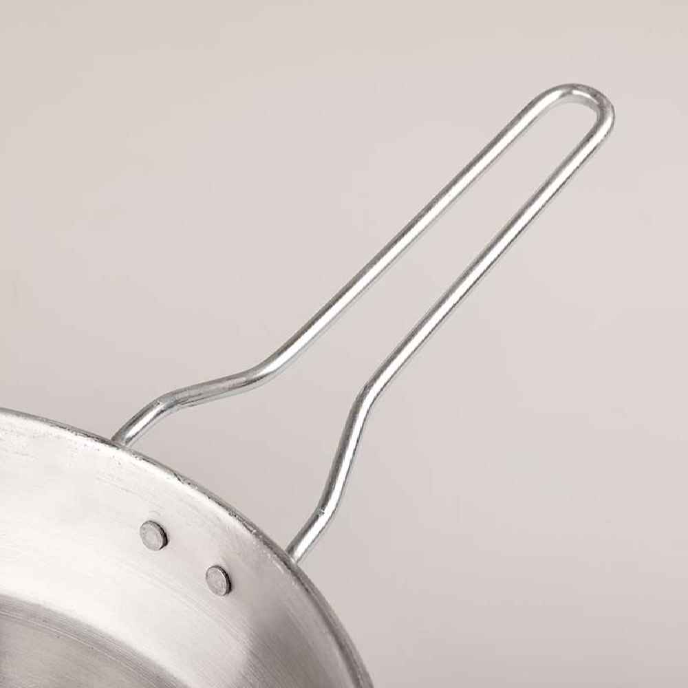 Outdoor-Camping-Pfanne – Leicht und Lagerfeuerkompatibles Design