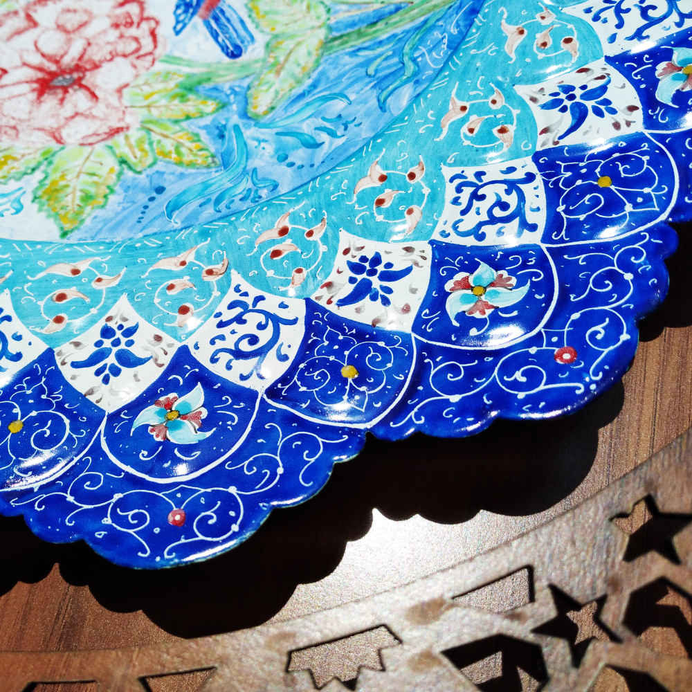 Dekorativer Kupferteller handgemalt mit persischer Minakari Emaille Blumen