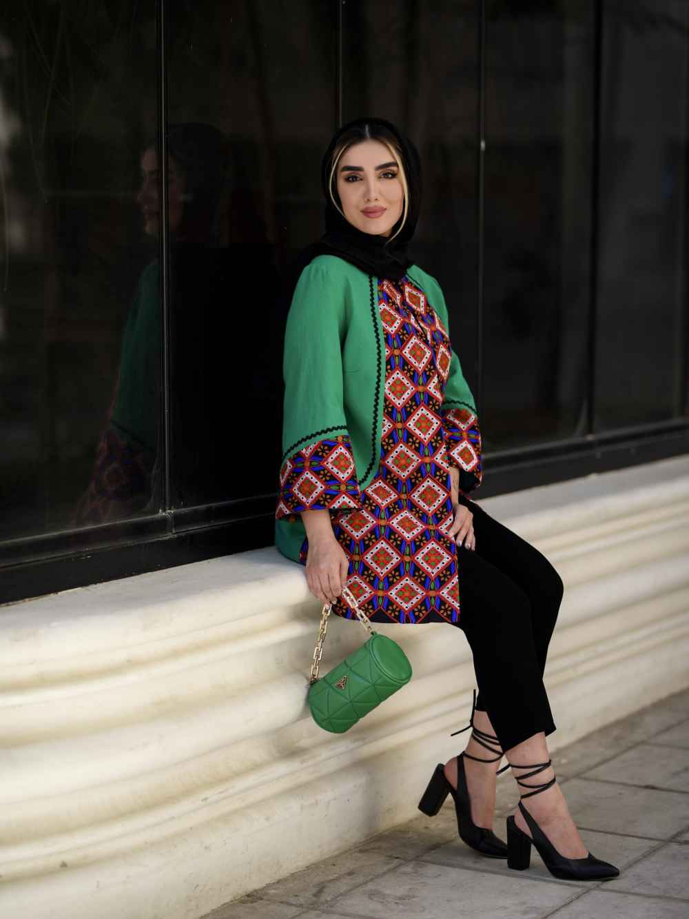 Persischer Bestickter Manto Modell Chista