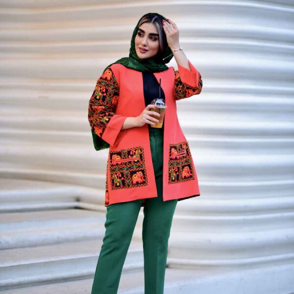 Persischer Suzani Manto Modell Arva