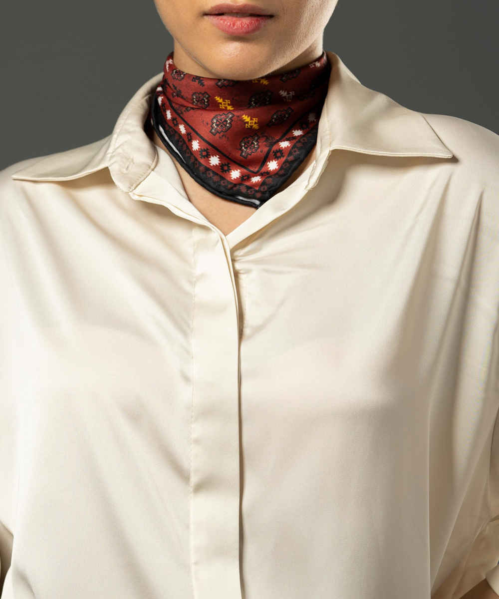 Persischer Seiden-Hals-Schal für Frauen – Luxuriös und Lebhaft Quadrat Diyar