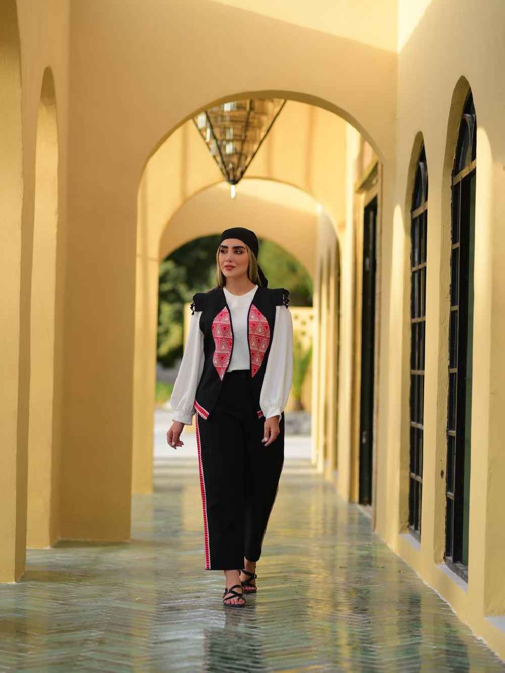 Damen-Weste, Tunika & Hosen-Set Modell Gunash