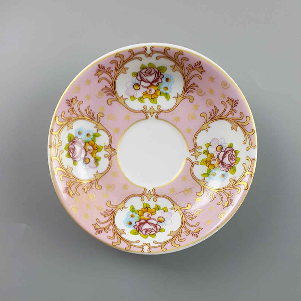 Persische Teetasse - Porzellan mit Goldar Blumen-Design (Set mit 6)