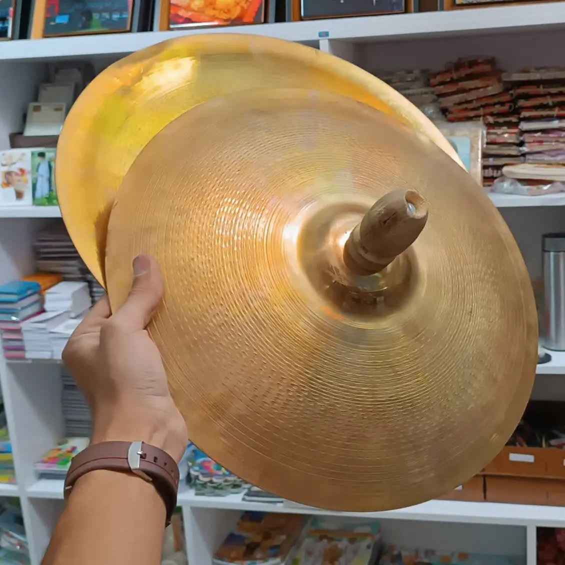 Iranisches Messing-Senj-Becken, 40 cm