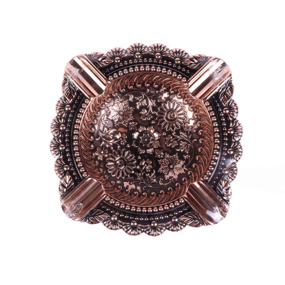 Gravierter Metall-Aschenbecher – Komplexes künstlerisches Blumen-Design