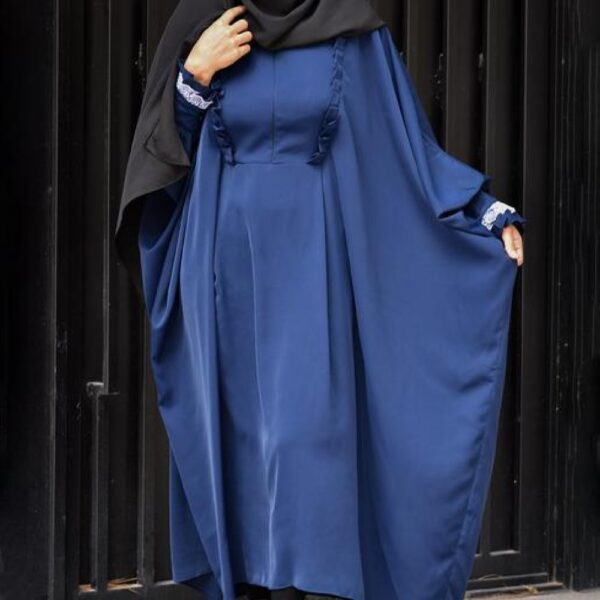 Traditionelle Schmetterlings-Abaya für Frauen – Weiches Marineblaues Kreppgewebe