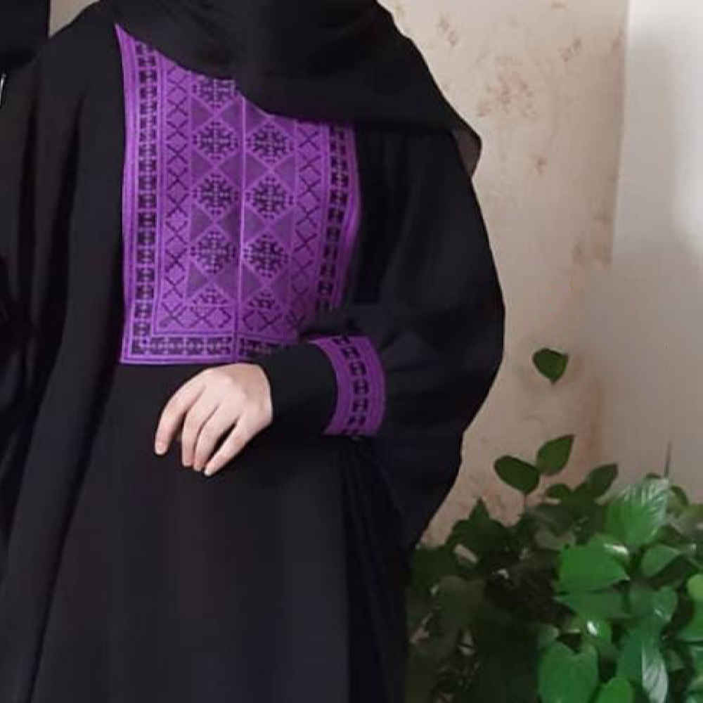 Traditionelle Schmetterlings-Abaya für Muslimische Frauen – Weiches Kreppgewebe
