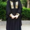 Traditionelle Abaya für Muslimische Frauen mit Weichem Schwarzem Kreppgewebe