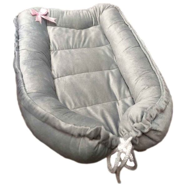 Samtstoff Baby Nest Modell Aramesh