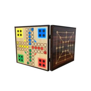 4-in-1 Multi-Spielbrett-Set – Vielseitiger Spaß mit klassischen Spielen