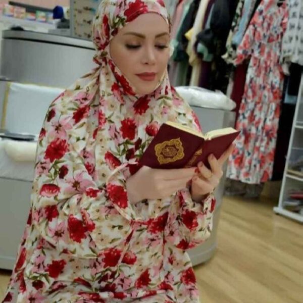 Islamischer Namaz Chador mit Ärmeln für Frauen, ideal für das Gebet - Blumenmuster Bita