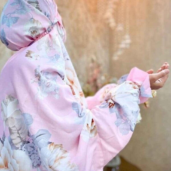 Islamischer Namaz Chador mit Ärmeln für Frauen, ideal für das Gebet - Blumenmuster Mahla