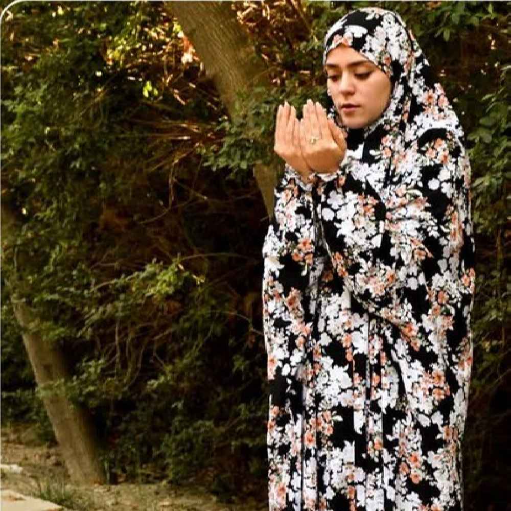 Islamischer Namaz Chador mit Ärmeln für Frauen, ideal für das Gebet – Blumenmuster Zara
