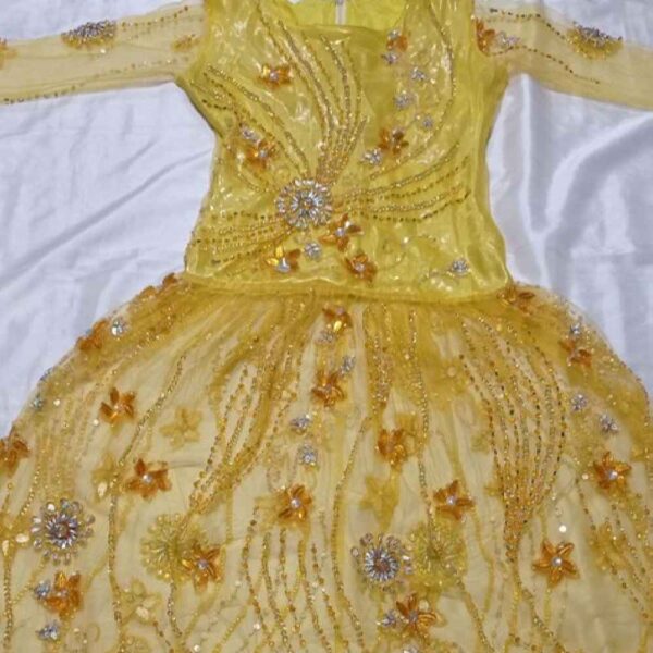 Traditionelles kurdisches Damenkleid Modell Shokoh