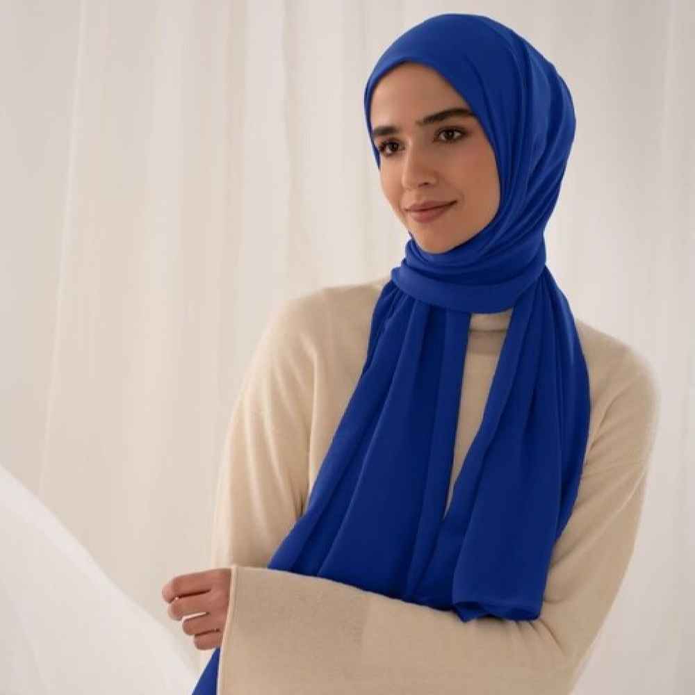 Blaues Chiffon Kopftuch Schal Hijab für muslimische Frauen