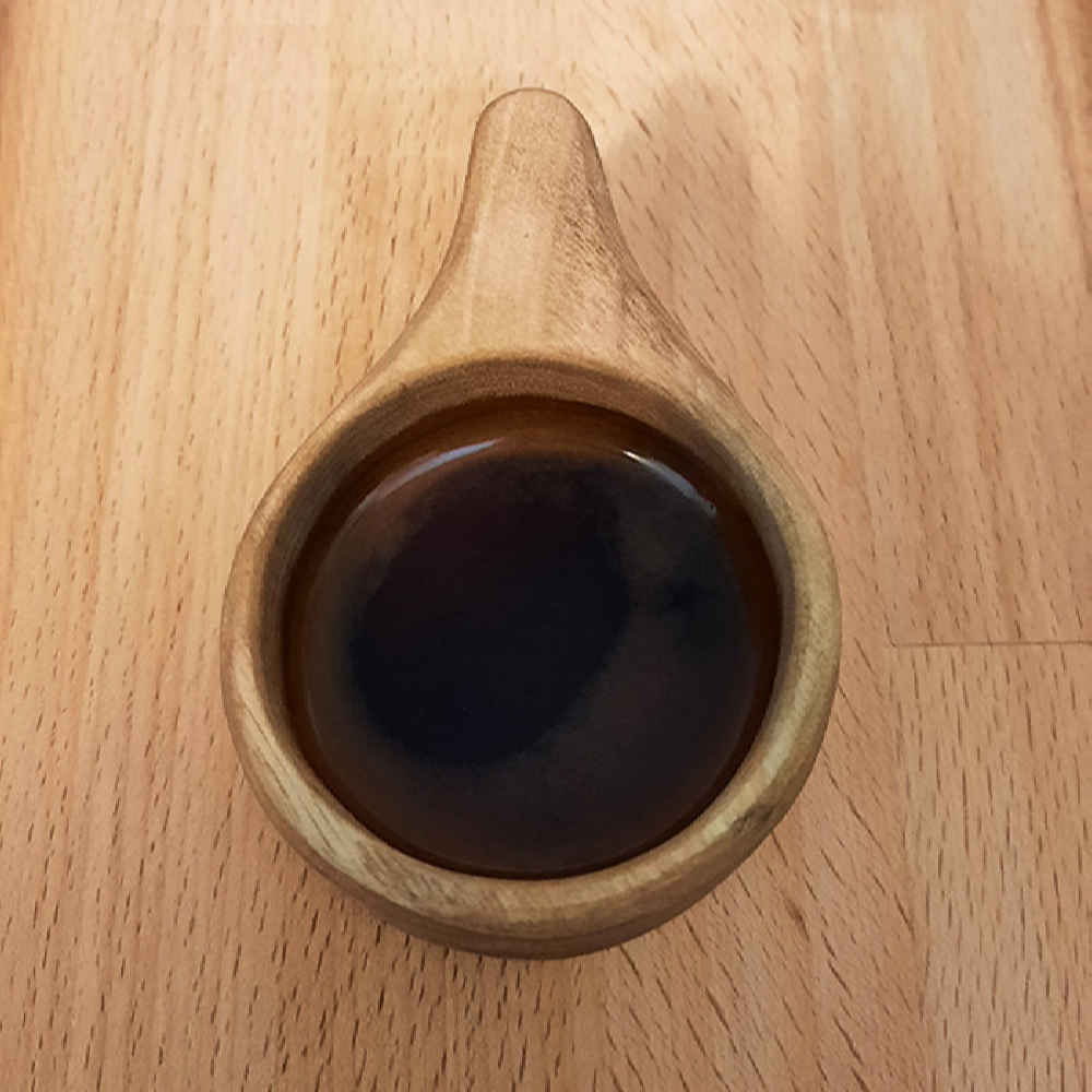 Rustikale Holztasse – Handgefertigte Campingtasse Modell Mountain