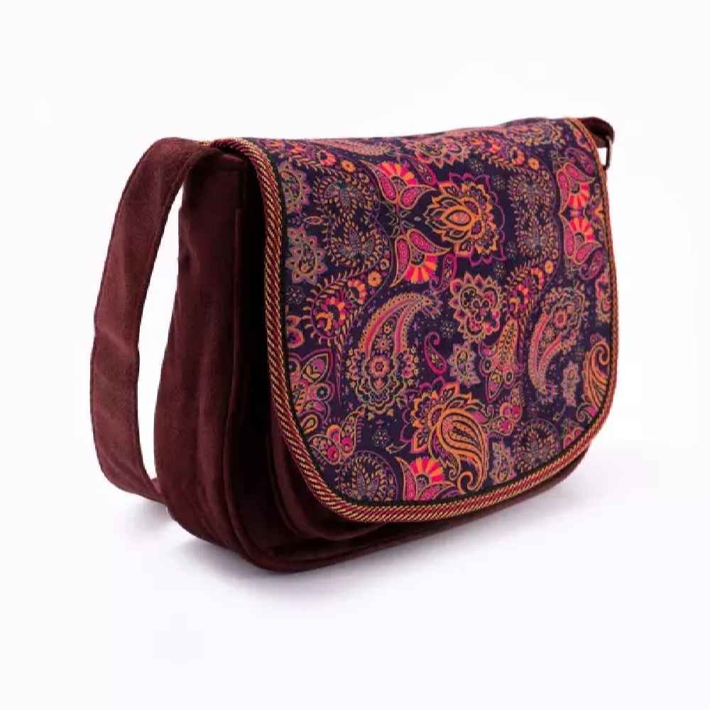 Bohemian Umhängetasche mit persisch inspiriertem Paisley-Muster