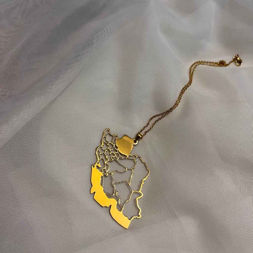 Minimalistische Halskette Modell Iran-Karte