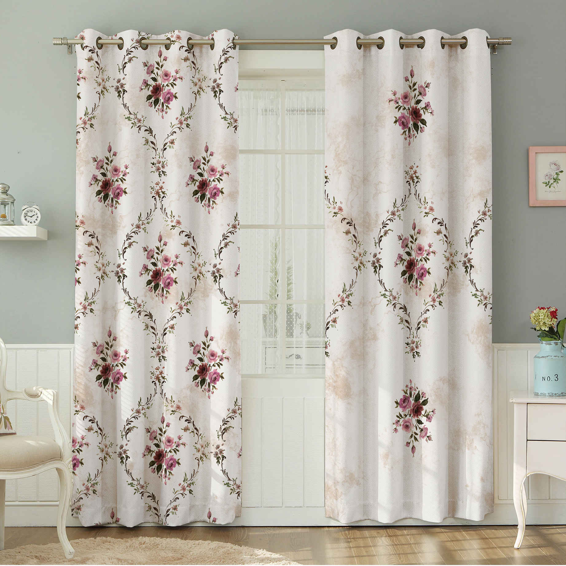 Gedruckter Samt Ösenvorhang – Floral Rosaline