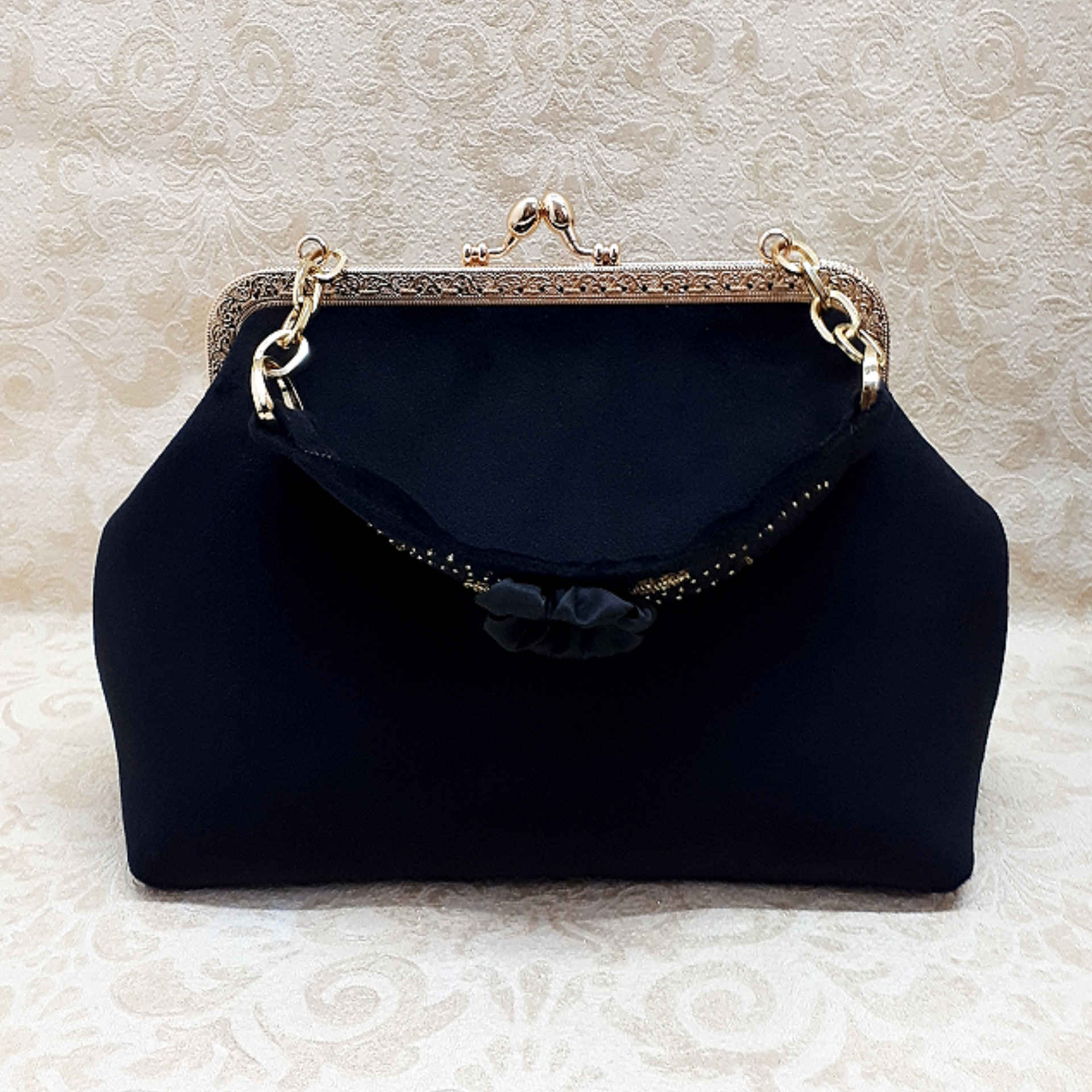 Bestickte Samt-Clutch Handtasche – Mit Blumenmuster Ella