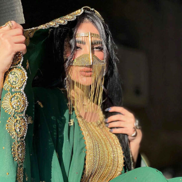 Handgefertigte Omani Burka - Golf-Burqa Nahid Modell