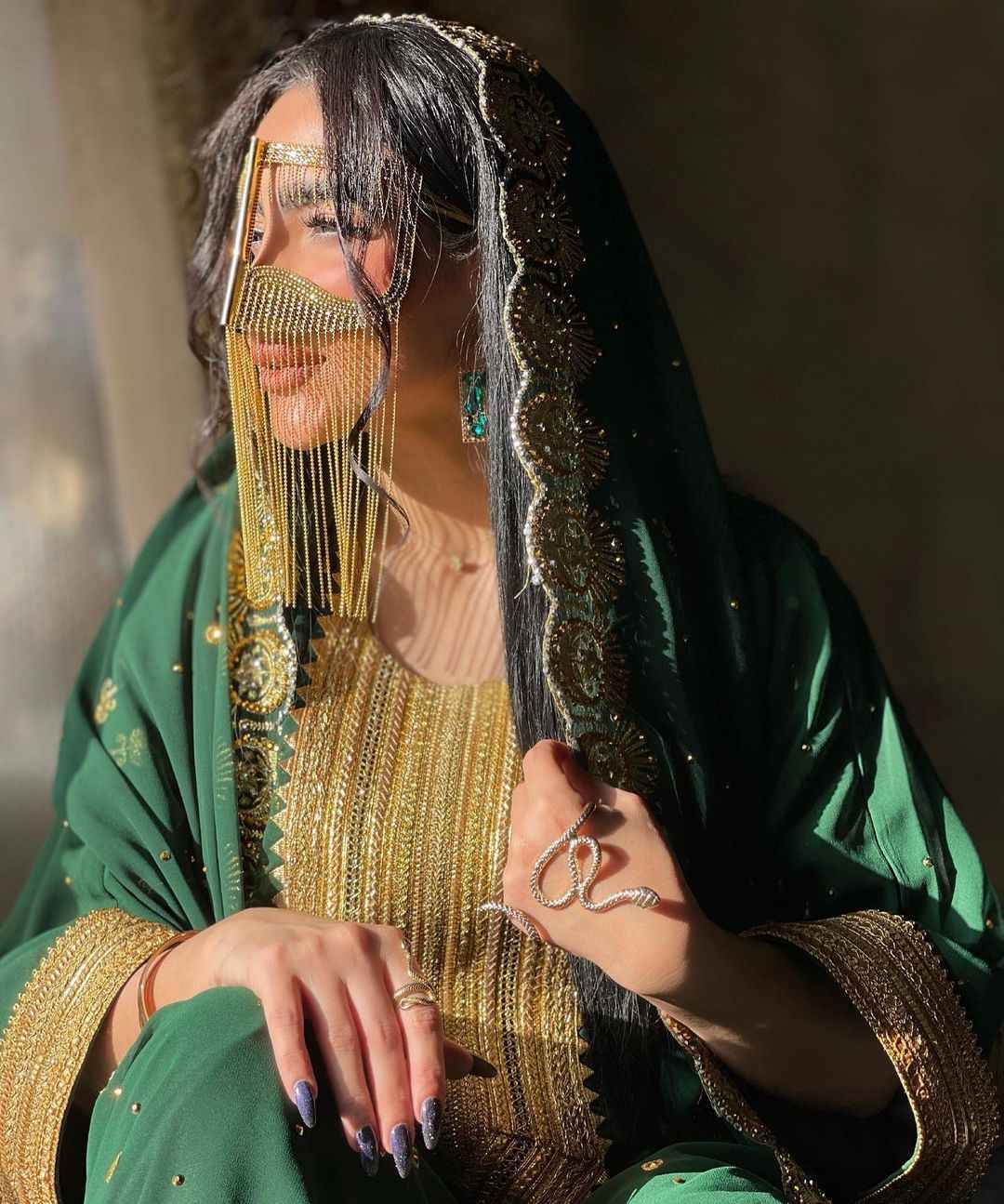 Handgefertigte Omani Burka – Golf-Burqa Nahid Modell