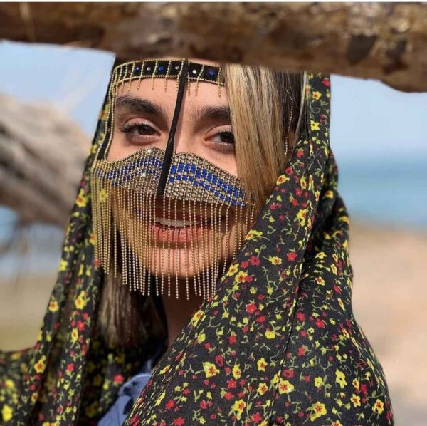 Handgefertigte Strass-Omani Burka - Golf-Burqa Asenat Modell