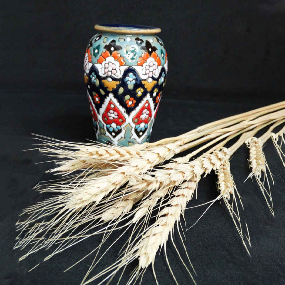 Handgefertigter persischer Keramik-Stifthalter für den Schreibtisch – Minakari emailliert, Blumenmuster