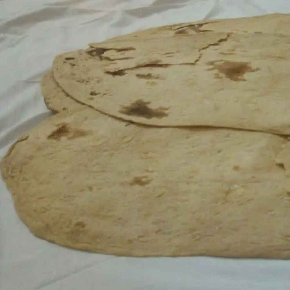 Persisches Trockenbrot – Traditionelles persisches Trockenbrot aus Denkarez