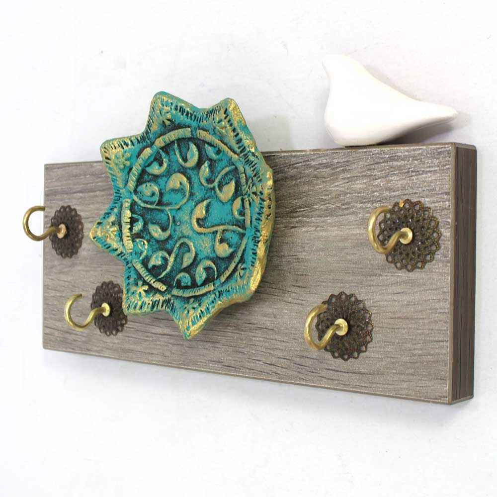 Dekorativer & handgefertigter Wand-Schlüsselhalter mit Design Eslimi