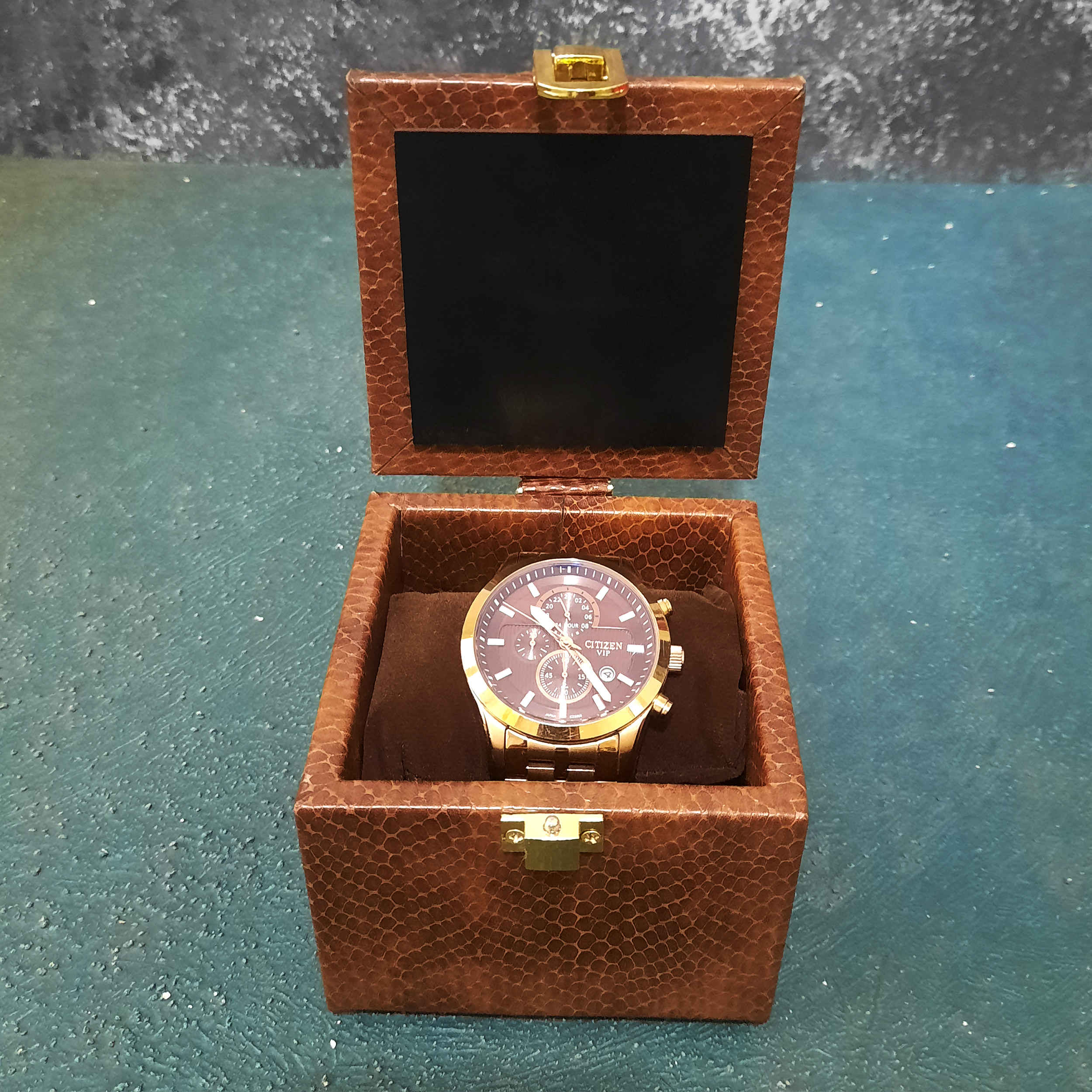 Holz-Uhrenbox mit Kunstlederbezug – Einzelnes Fach