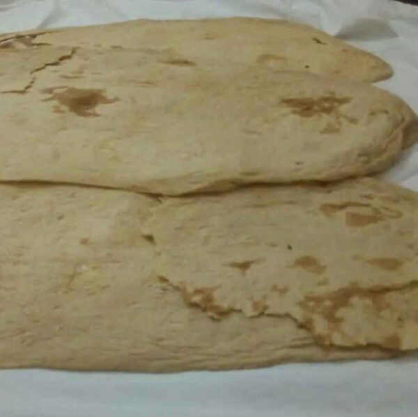 Persisches Trockenbrot - Traditionelles persisches Trockenbrot aus Denkarez