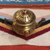 Persische Messing-Teekanne handgefertigt mit elegantem Liniendesign