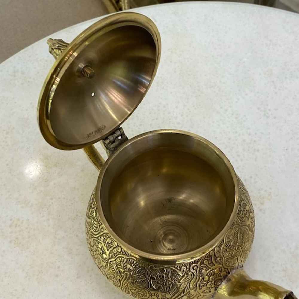 Persische Messing-Teekanne handgefertigt mit elegantem Blumendesign Lux