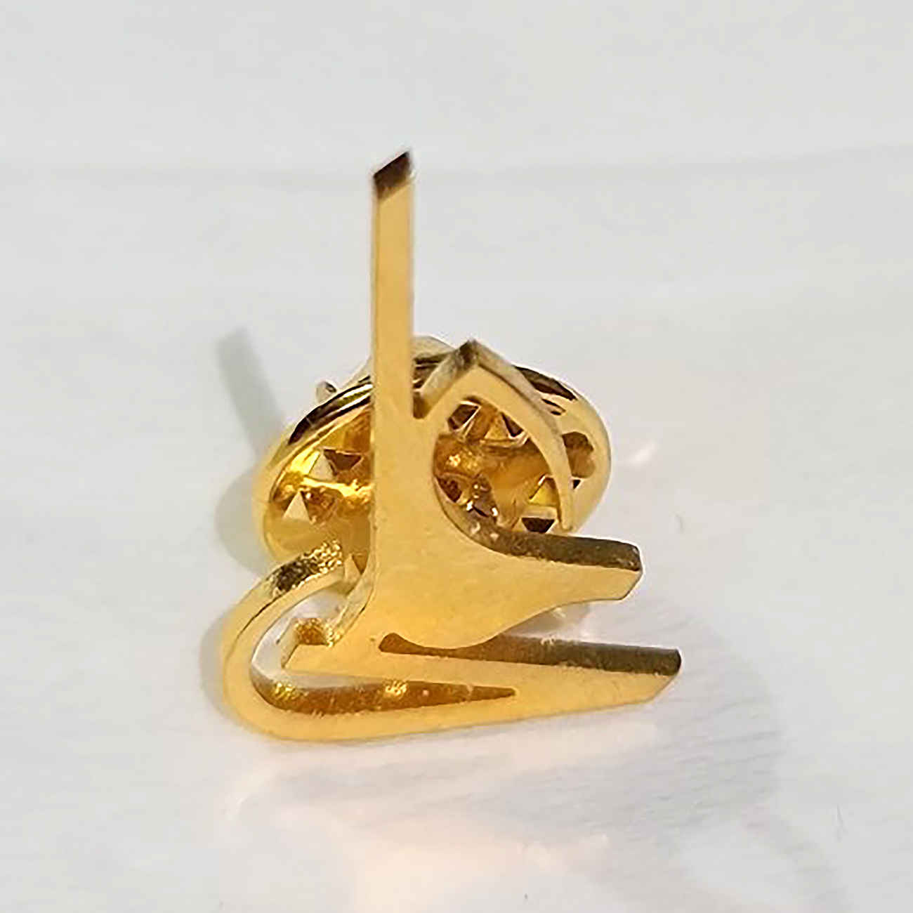 Islamische atemberaubende Metall-Brosche verziert mit Imam Ali Namen