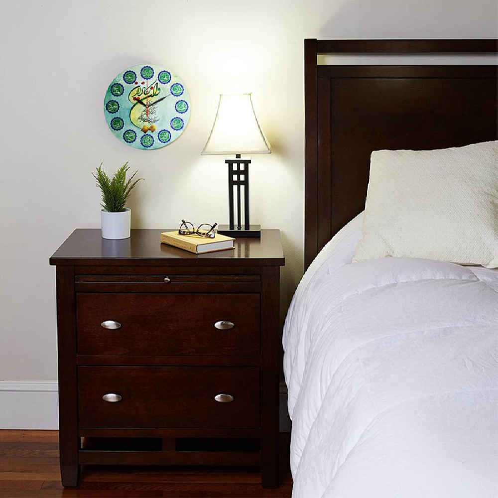 Muslimische Wanduhr mit eleganter Druckkunst von Wa In Yakad & Zwölf Imamen